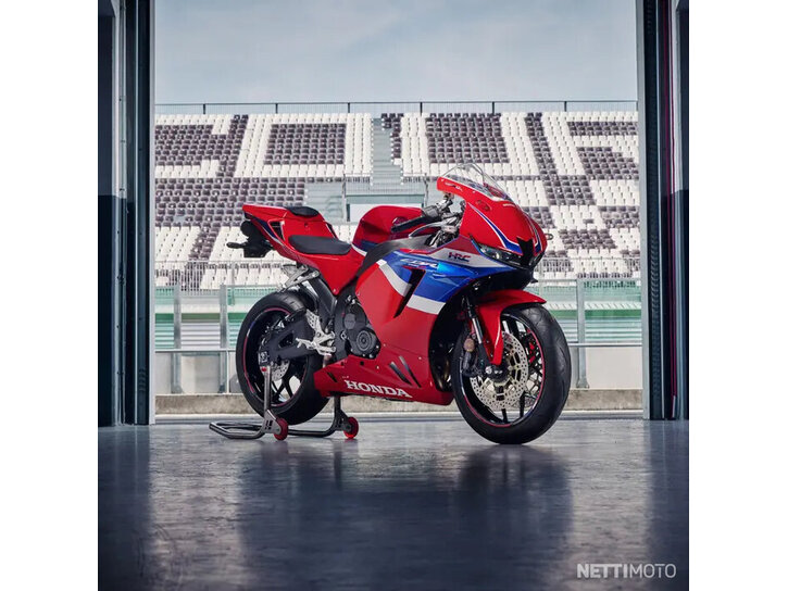 Moottoripyörä Honda CBR 2025 15006343