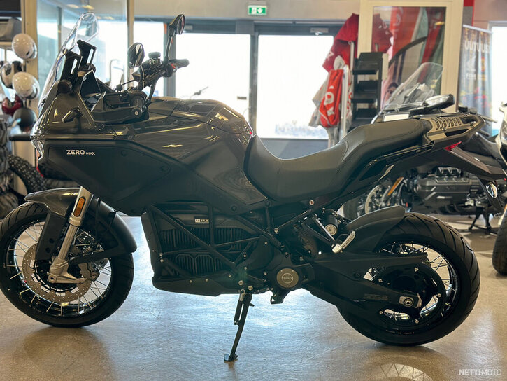 Moottoripyörä Zero DSR 2024 15433149