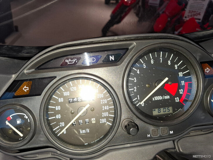 Moottoripyörä Kawasaki GPZ 1998 18768977