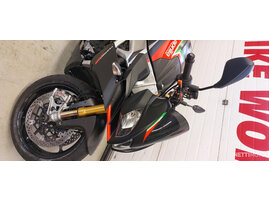 Moottoripyörä Aprilia Tuono 2020 18873446