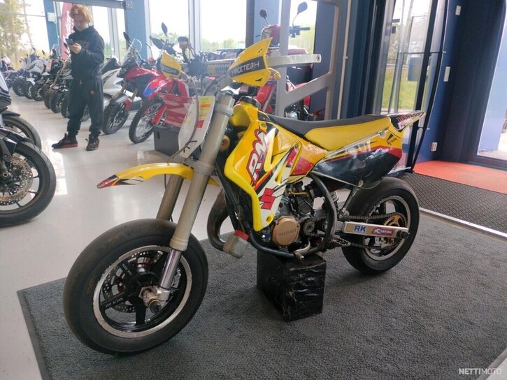 Moottoripyörä Suzuki RM 2007 20500201