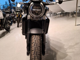 Moottoripyörä Honda CB 2018 23685893