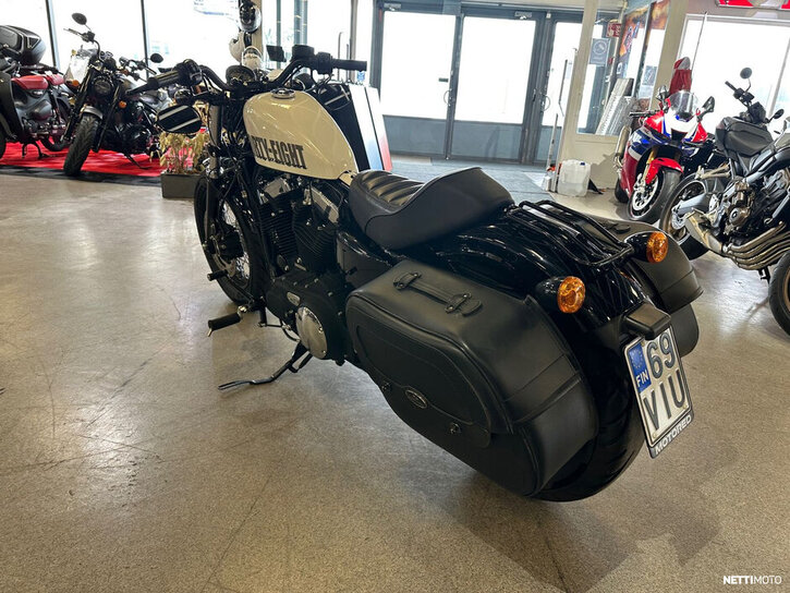 Moottoripyörä Harley-Davidson Sportster 2014 24323204