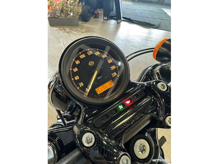 Moottoripyörä Harley-Davidson Sportster 2014 24323210