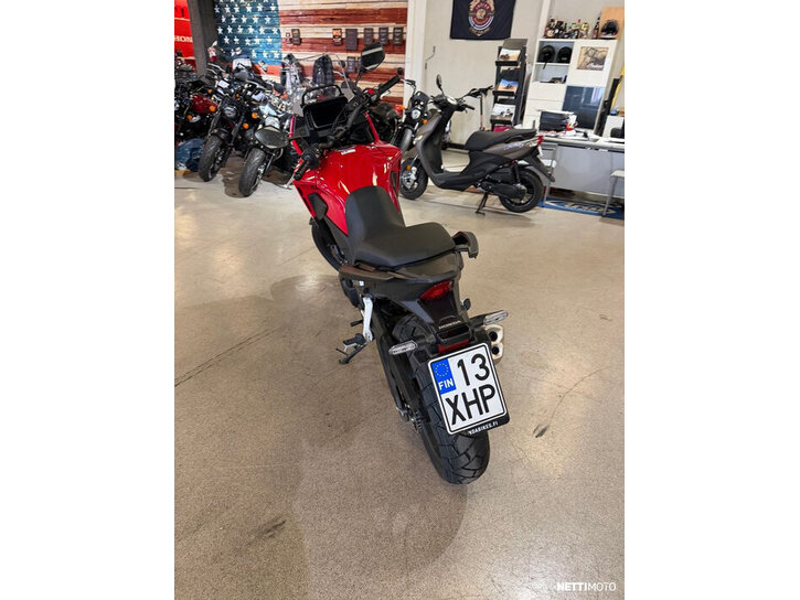 Moottoripyörä Honda NX 2025 24472154