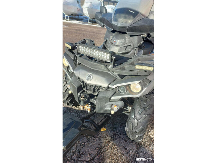 Mönkijä Can-Am Outlander Max 2017 24512686