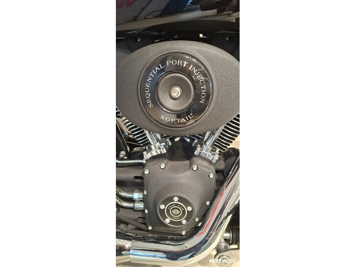 Moottoripyörä Harley-Davidson Softail 2005 24737112