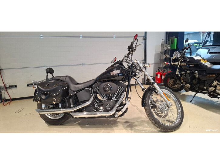 Moottoripyörä Harley-Davidson Softail 2005 24737122