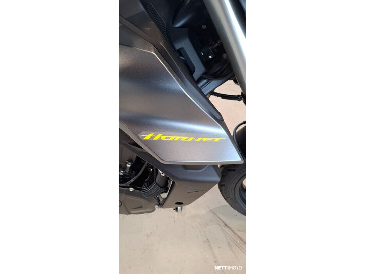 Moottoripyörä Honda CB 2025 24749625