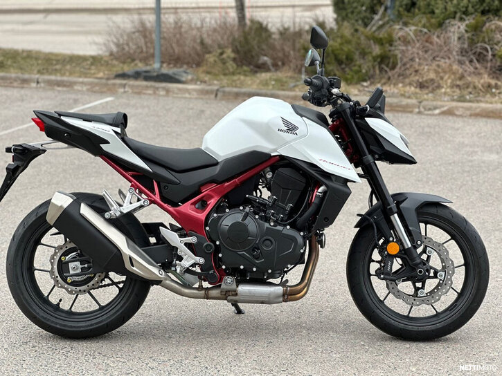 Moottoripyörä Honda CB 2025 25107933