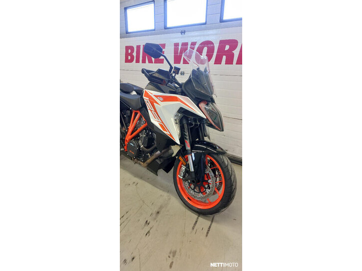 Moottoripyörä KTM 1290 2021 25289277