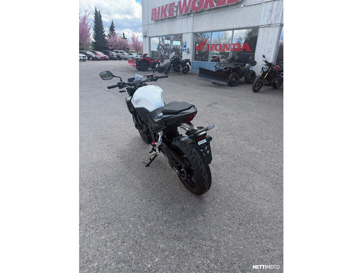 Moottoripyörä Honda CB 2025 25352737