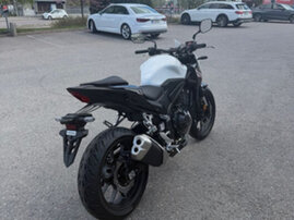Moottoripyörä Honda CB 2025 25352738