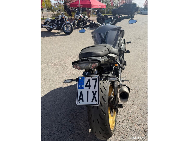 Moottoripyörä Yamaha MT-10 2016 25373233