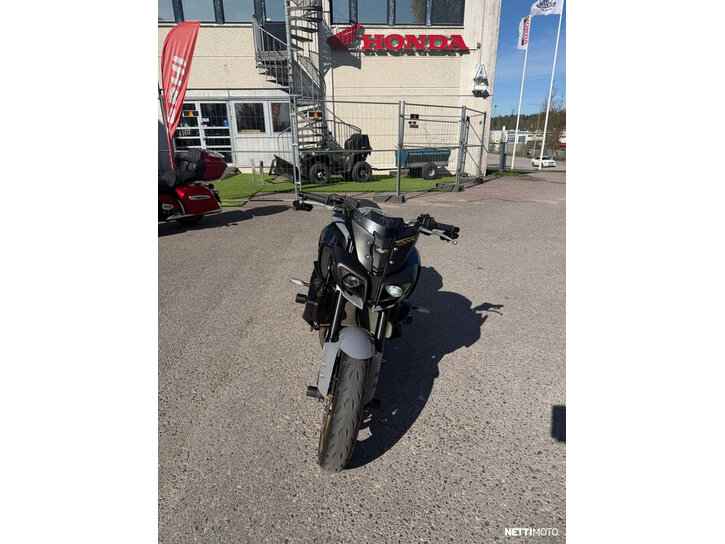 Moottoripyörä Yamaha MT-10 2016 25373244