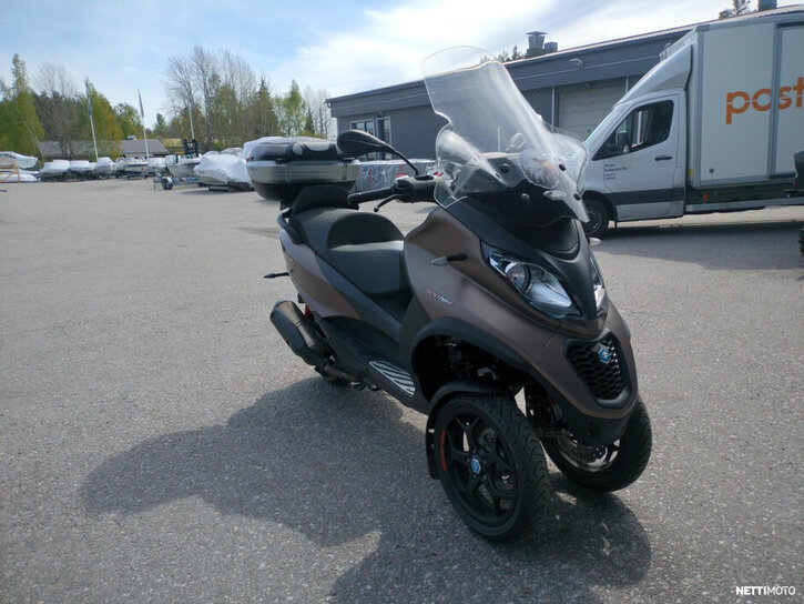 Skootteri Piaggio MP3 2022 25487911
