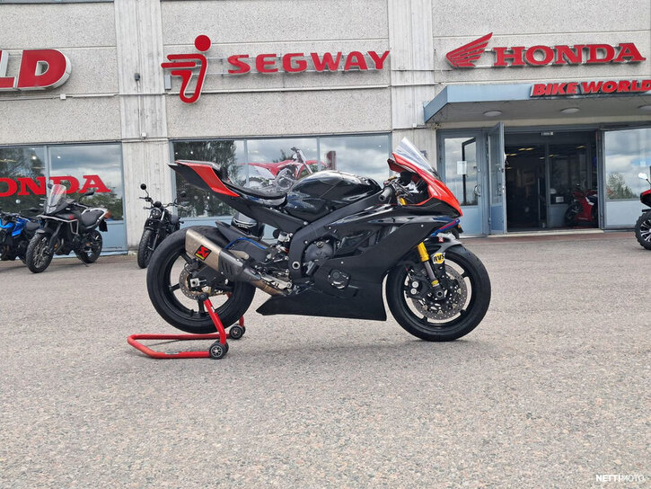 Moottoripyörä Yamaha YZF-R6 2024 25565898