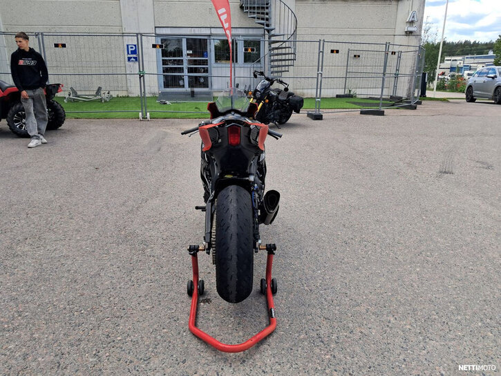 Moottoripyörä Yamaha YZF-R6 2024 25565900
