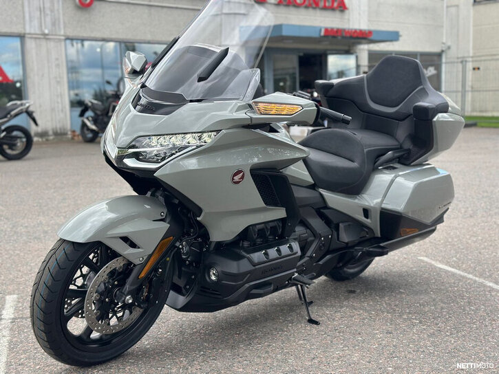 Moottoripyörä Honda GL 2026 25584825