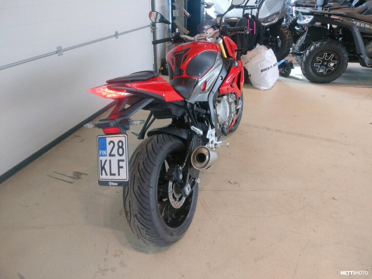 Moottoripyörä BMW S 2014 25623042
