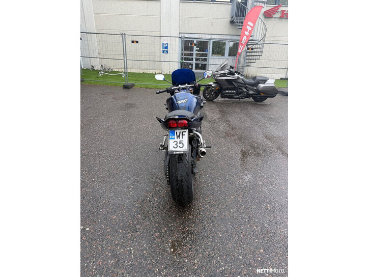 Moottoripyörä Yamaha FZ1 2007 25666646