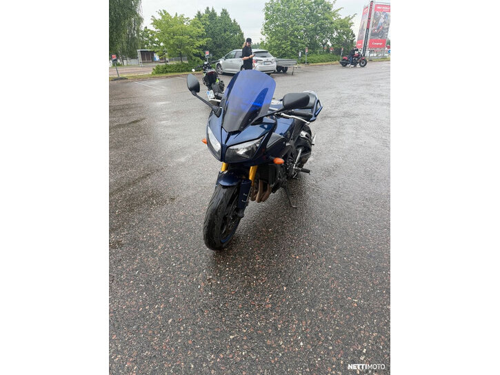 Moottoripyörä Yamaha FZ1 2007 25666648