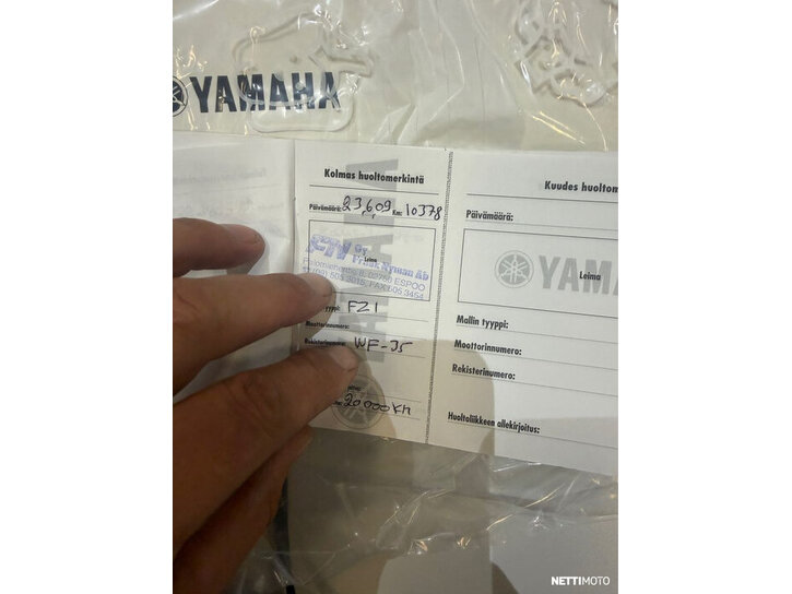 Moottoripyörä Yamaha FZ1 2007 25666685
