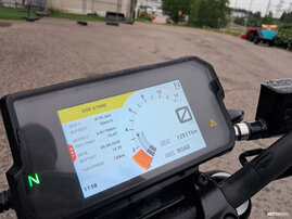 Moottoripyörä KTM 390 2022 25696481