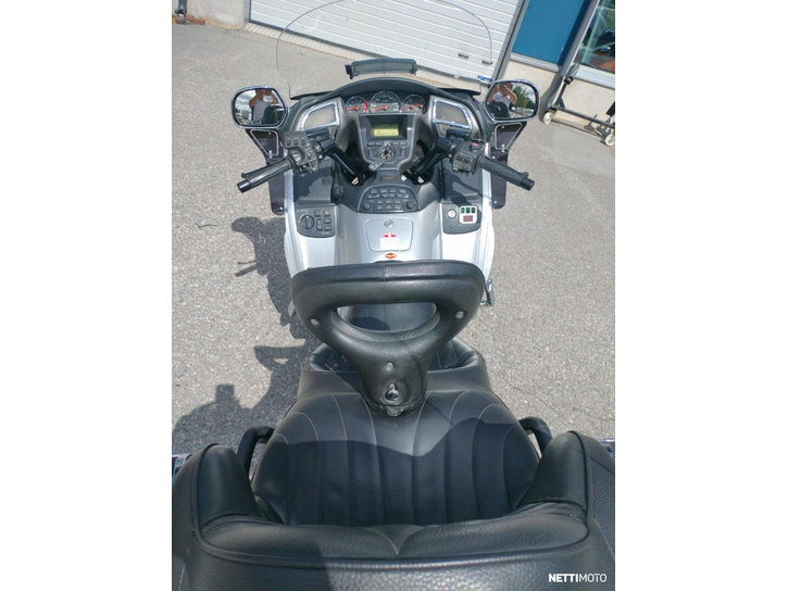Moottoripyörä Honda GL 2007 25719870