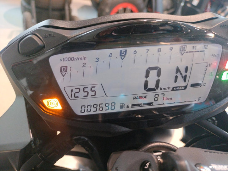 Moottoripyörä Suzuki SV 2024 25769644