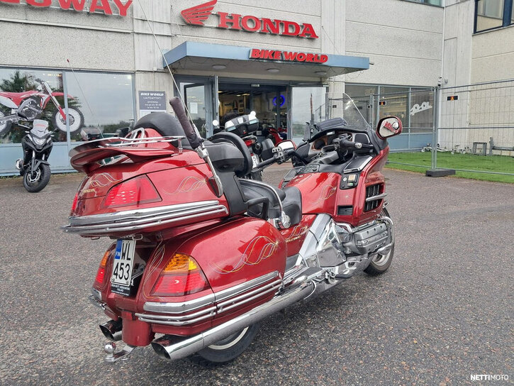 Moottoripyörä Honda GL 2001 25780936