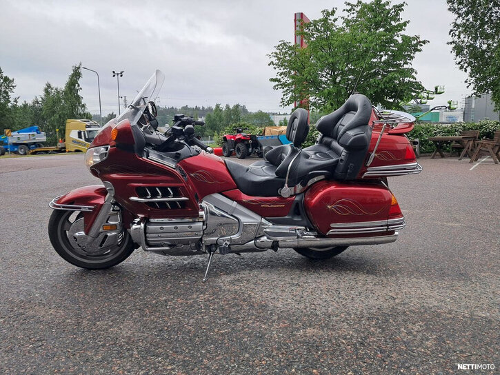Moottoripyörä Honda GL 2001 25780945