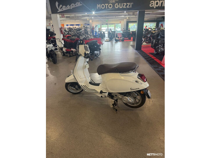 Skootteri Vespa Primavera 2022 25791648