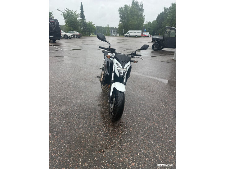 Moottoripyörä Honda CB 2017 25792492