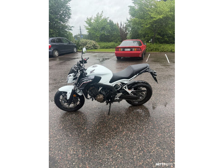 Moottoripyörä Honda CB 2017 25792563