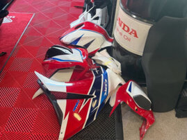 Moottoripyörä Honda CBR 2015 25876200