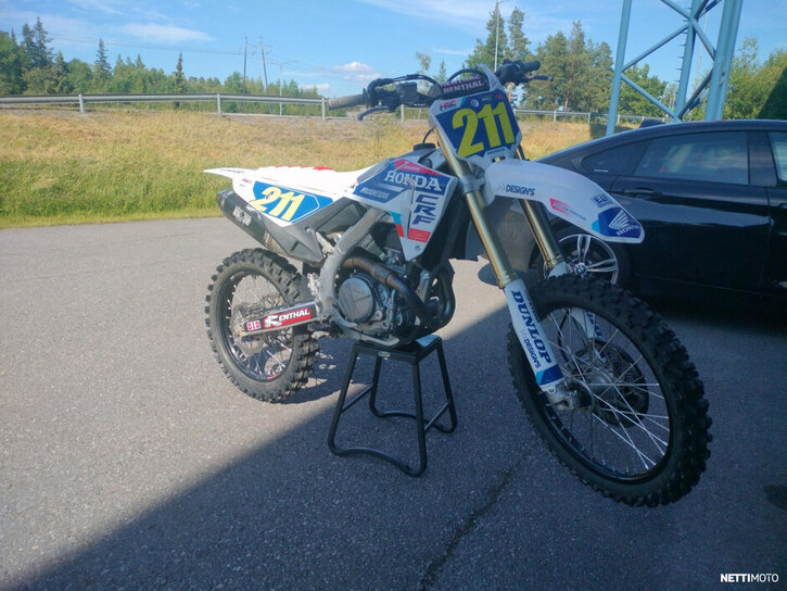 Moottoripyörä Honda CRF 2024 25917295