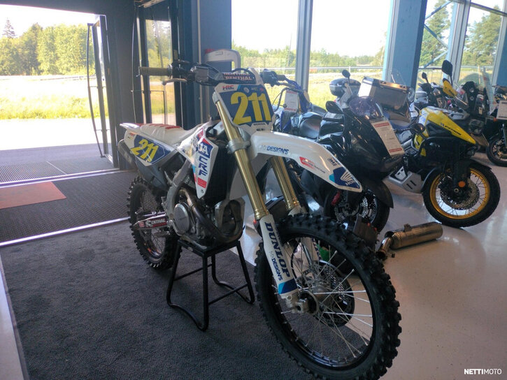 Moottoripyörä Honda CRF 2024 25917304