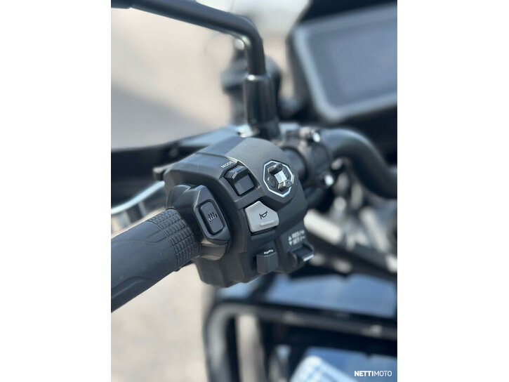 Moottoripyörä Honda CB 2026 25937554
