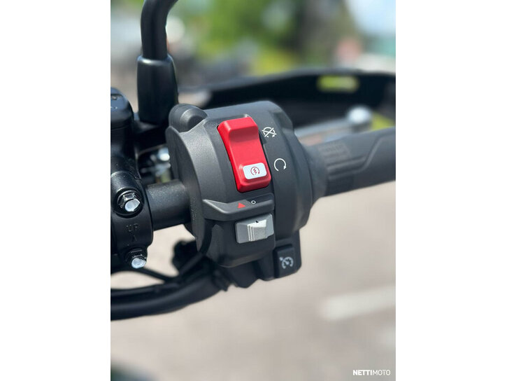 Moottoripyörä Honda CB 2026 25937559