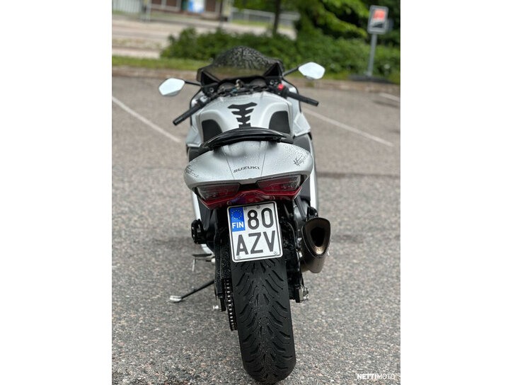 Moottoripyörä Suzuki GSX 2022 25985090