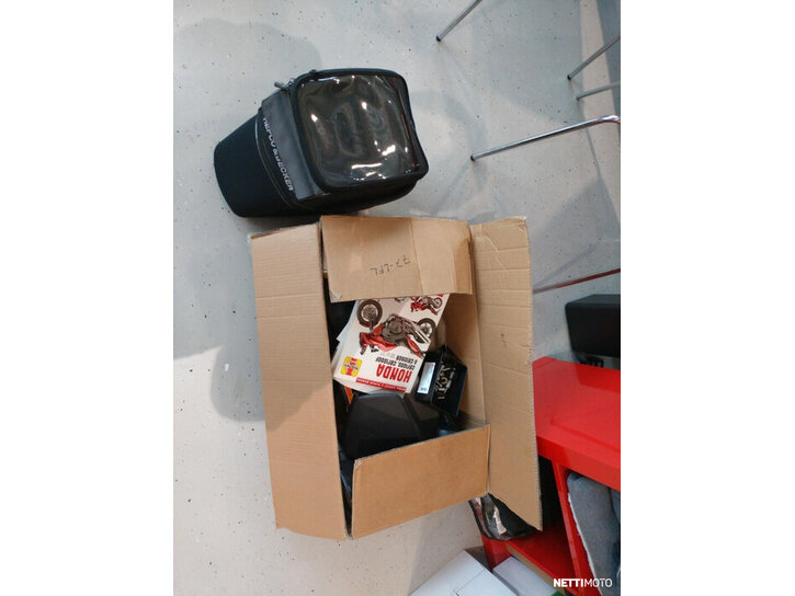 Moottoripyörä Honda CB 2013 25987626