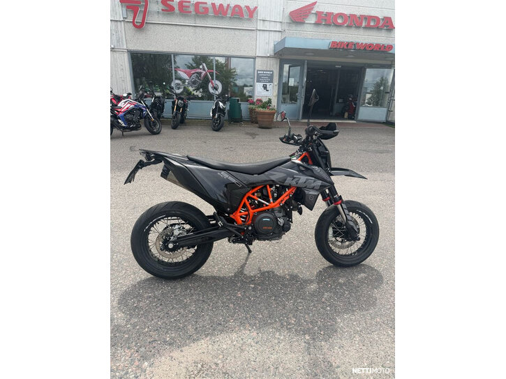 Moottoripyörä KTM 690 2024 26007021