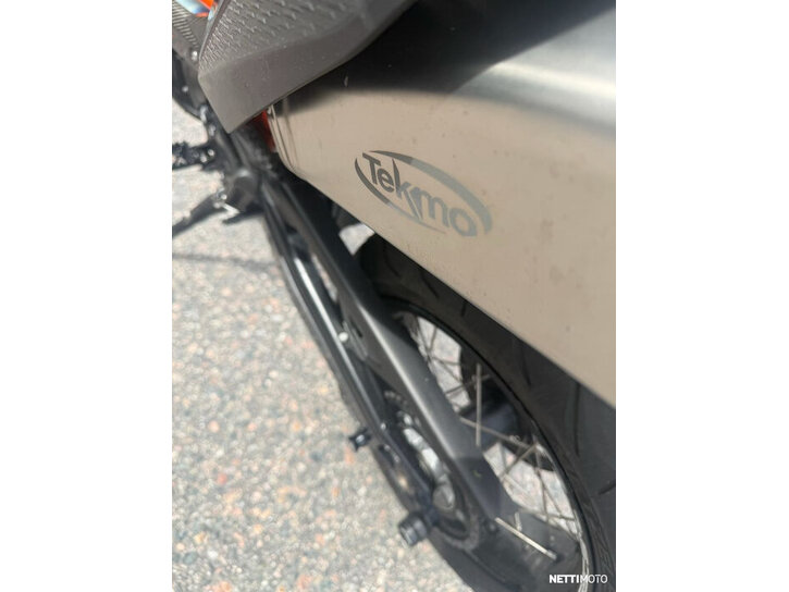 Moottoripyörä KTM 690 2024 26007032