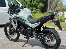 Moottoripyörä Honda XL 2026 26027774