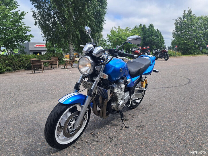 Moottoripyörä Yamaha XJR 2007 26054965