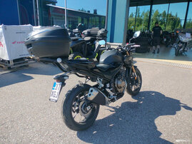 Moottoripyörä Honda CB 2022 26067971