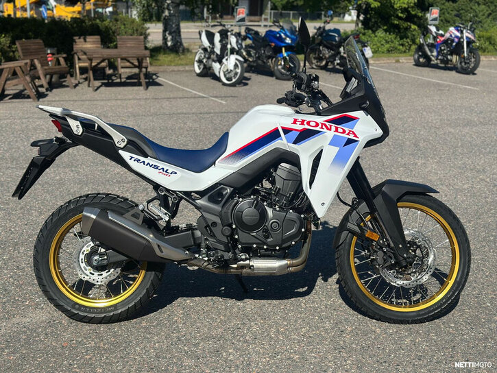 Moottoripyörä Honda XL 2026 26075132