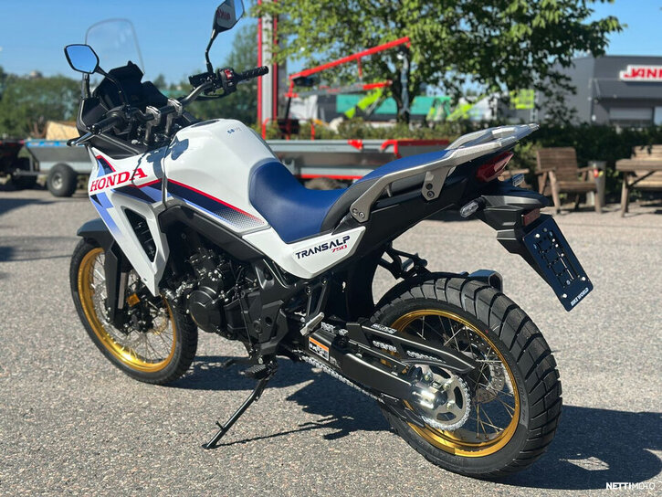 Moottoripyörä Honda XL 2026 26075179