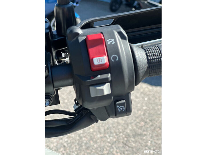 Moottoripyörä Honda CB 2026 26075349